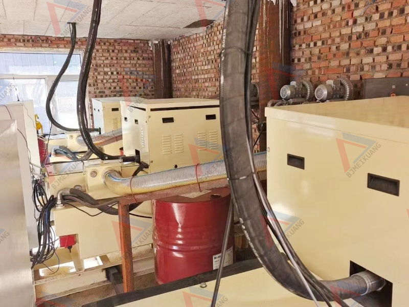 某矿山圆锥破碎机液压站应用现场